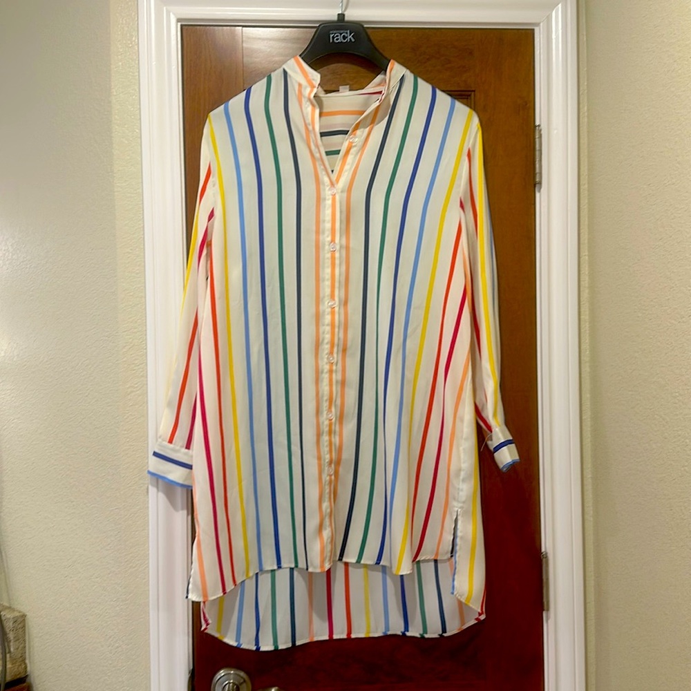 Summersalt Swim Coverup! Long sleeved with ivory buttons and long sleeved!